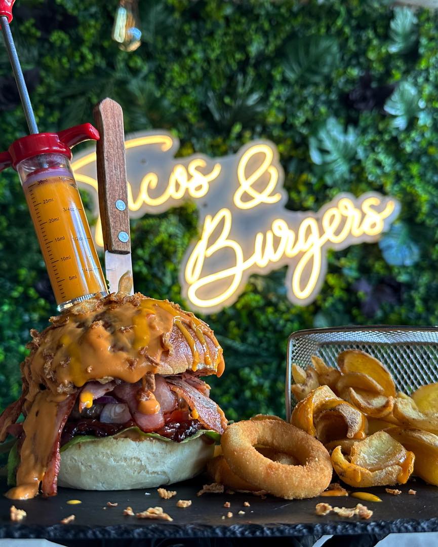 Burger Tacos & Burgers